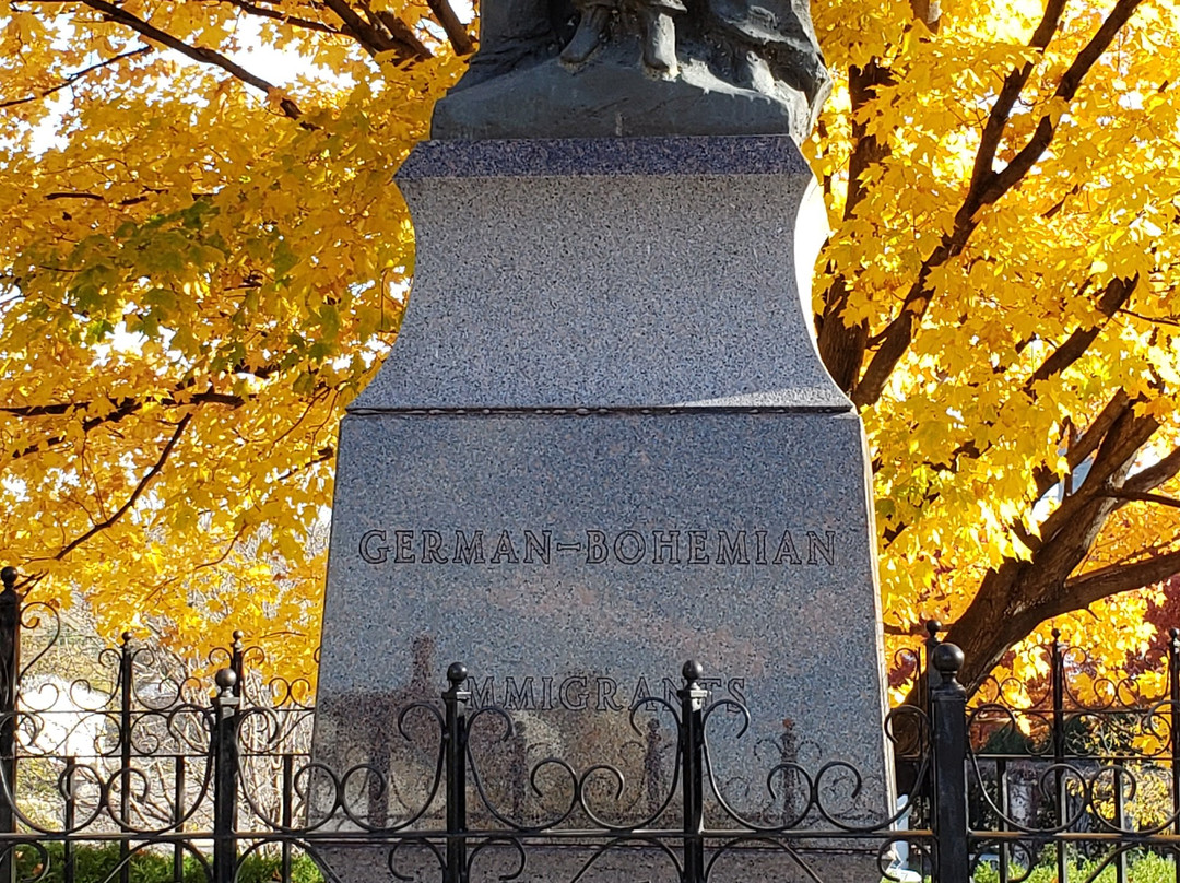 German-Bohemian Immigrants Monument景点图片