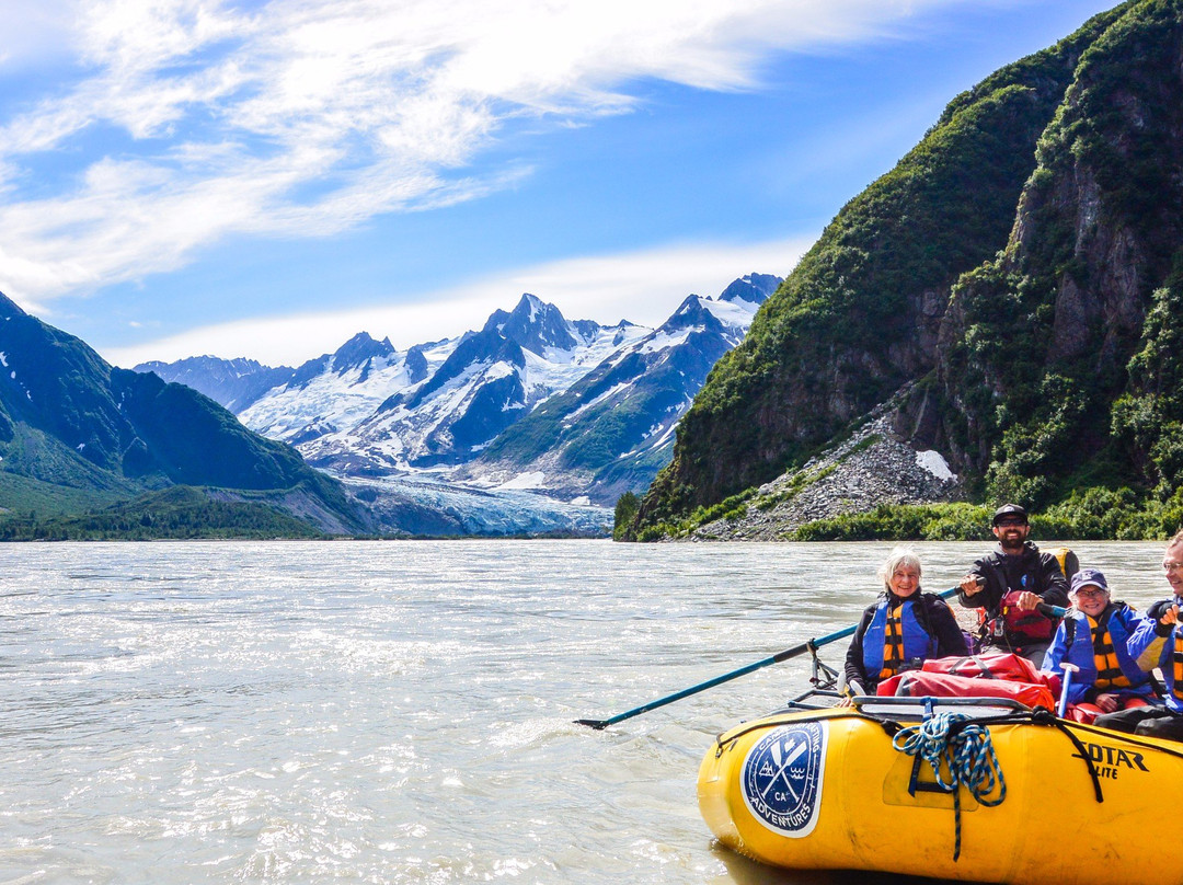 Canadian Rafting Adventures景点图片