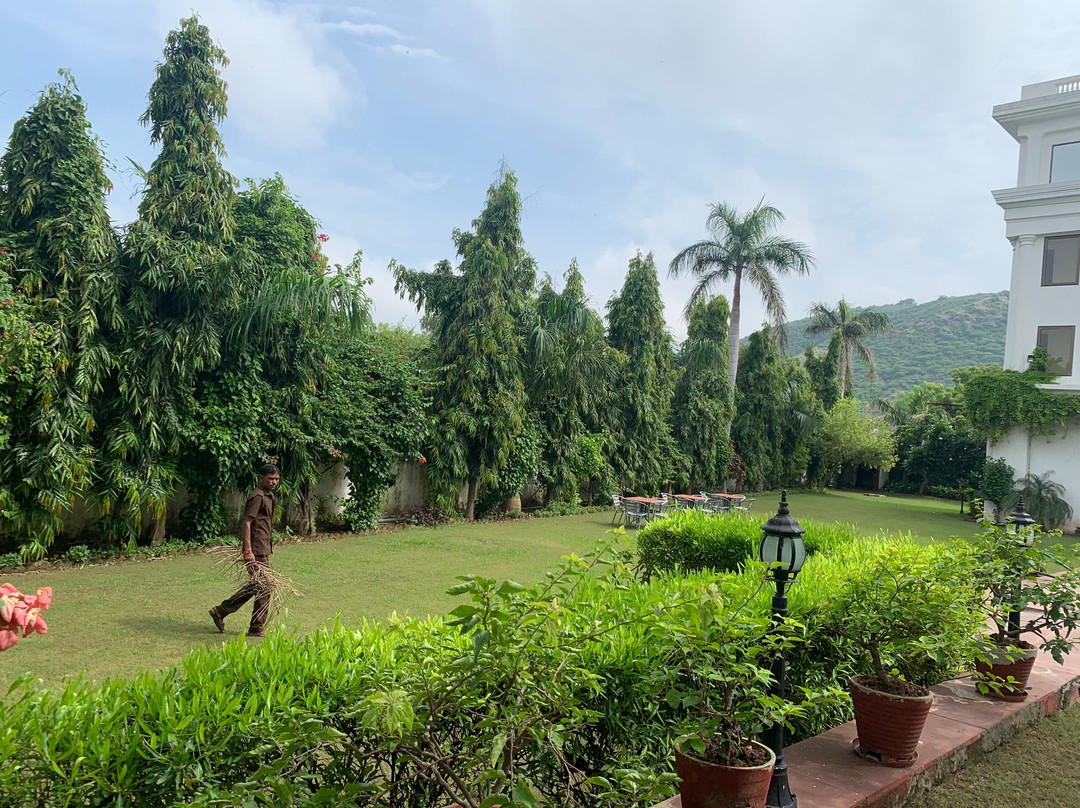 邦迪哈多提宫酒店主图