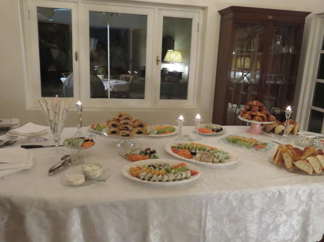 Sleepless In Santiago主图