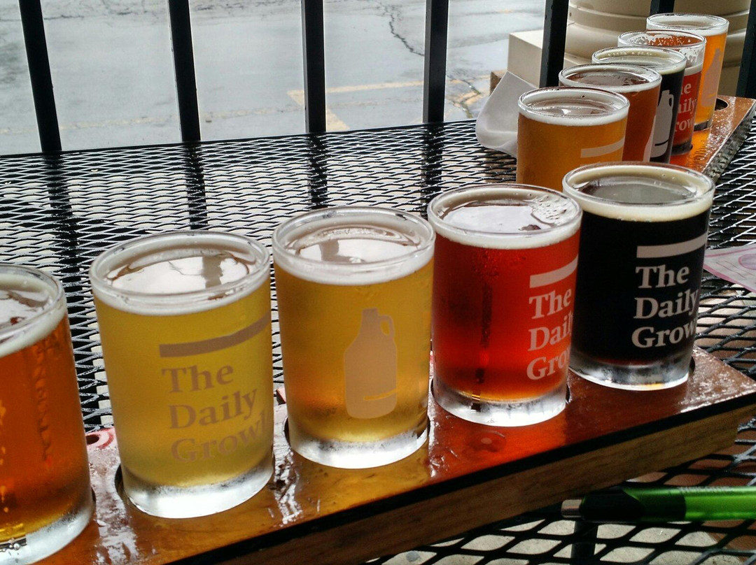 Upper Arlington旅游景点-The Daily Growler