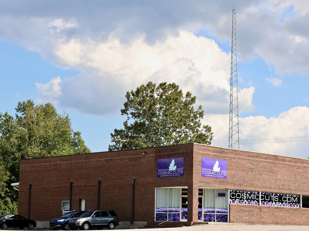 Nashville旅游景点-Cosmic Cuts