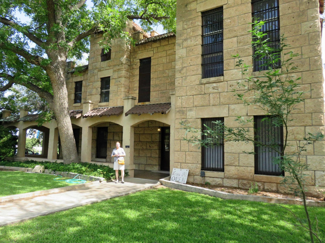 McCamey旅游景点-Old Pecos County Jail