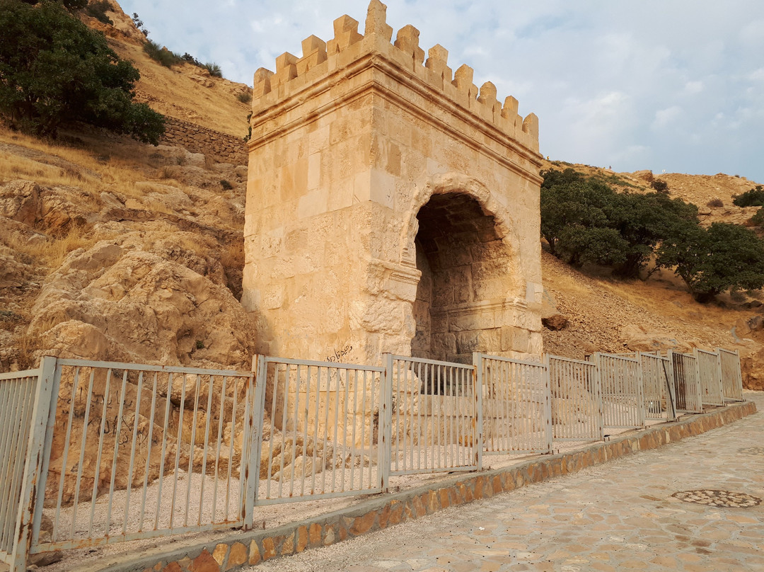 Taq-e Gara-Province of Kermanshah必去景点