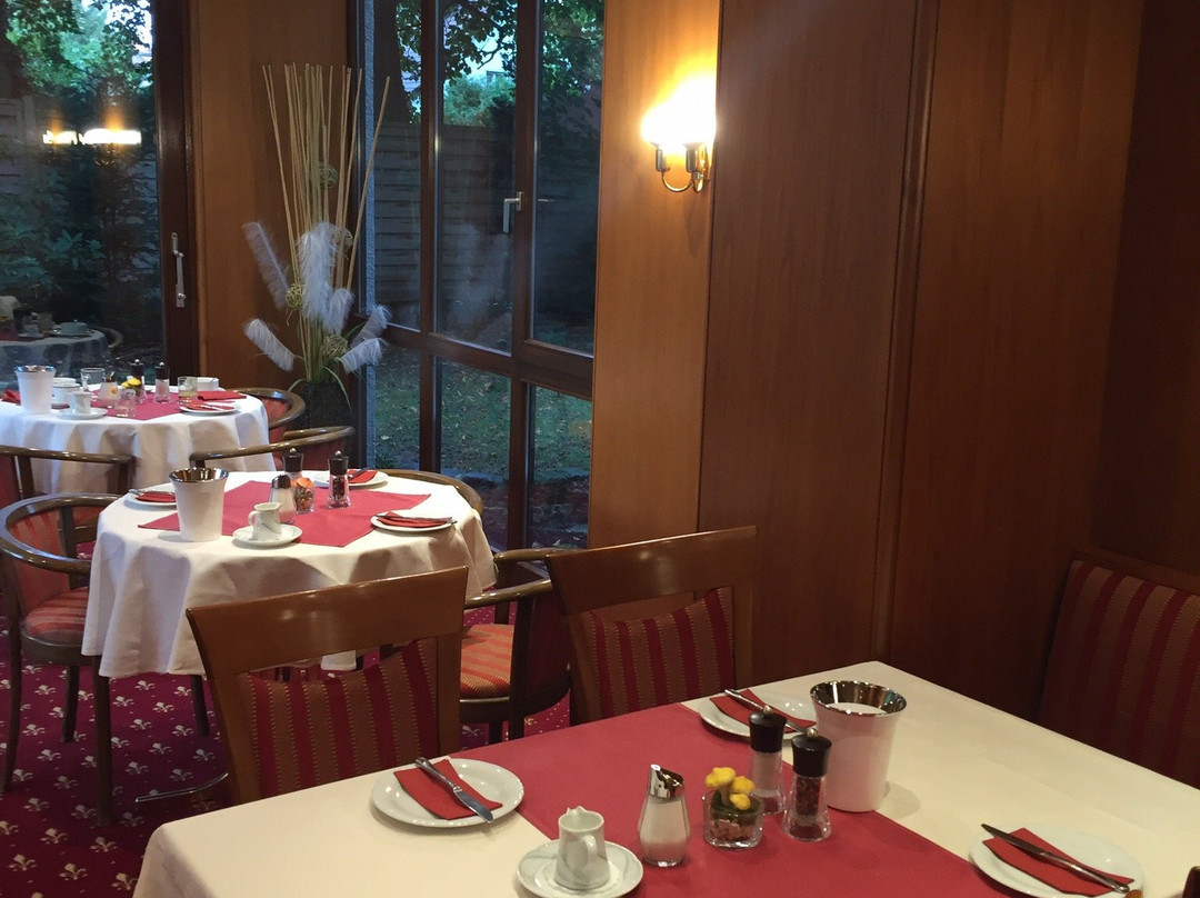 普兰奈格阿瑟曼酒店主图