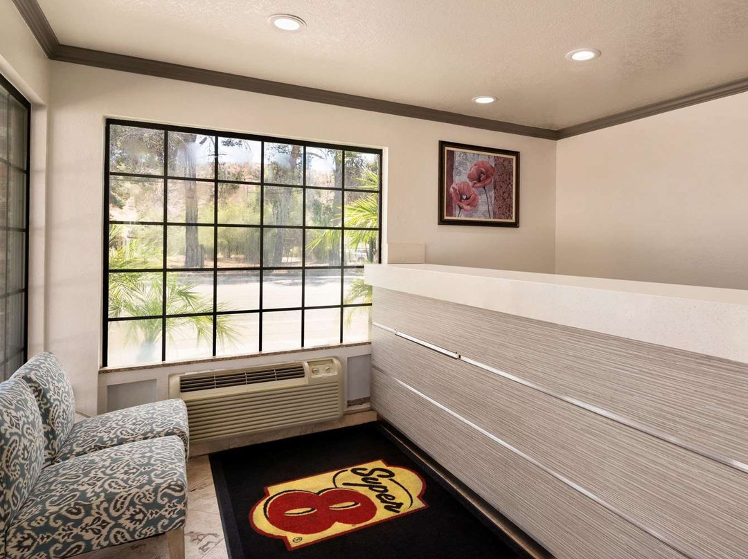 Super 8 by Wyndham Santa Clarita/Valencia主图