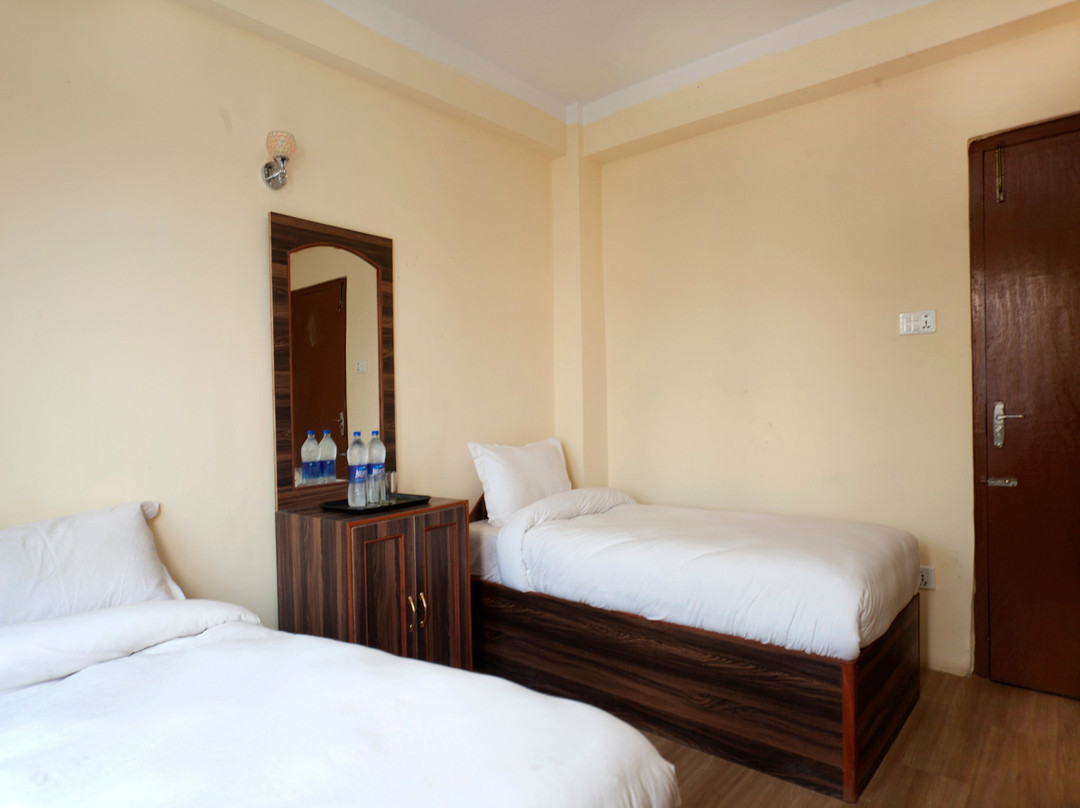 Spot on 464 Hotel Pahuna Ghar主图