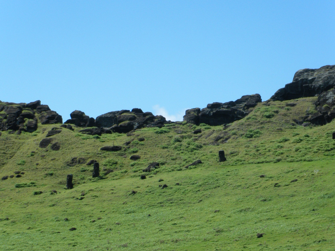 拉诺拉拉库-复活节岛必去景点