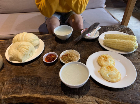 喜洲甲科第文化民宿主图