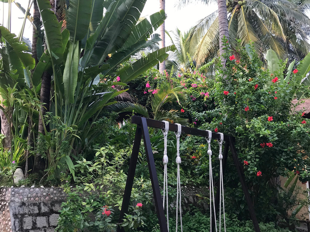 翠竹村庄海滩水疗度假酒店主图