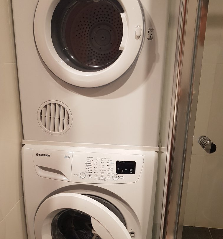 Abode Narrabundah主图