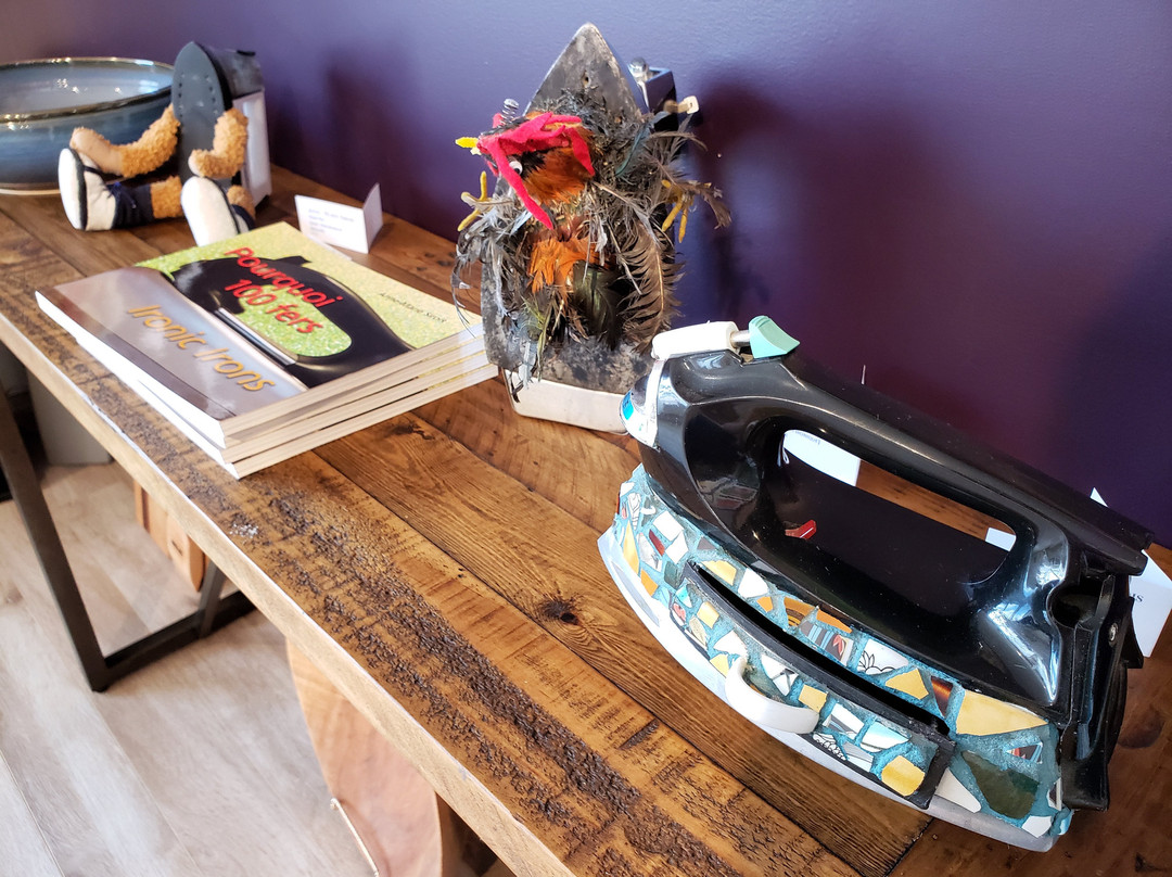 Apple Art Gallery-蒙古顿必去景点