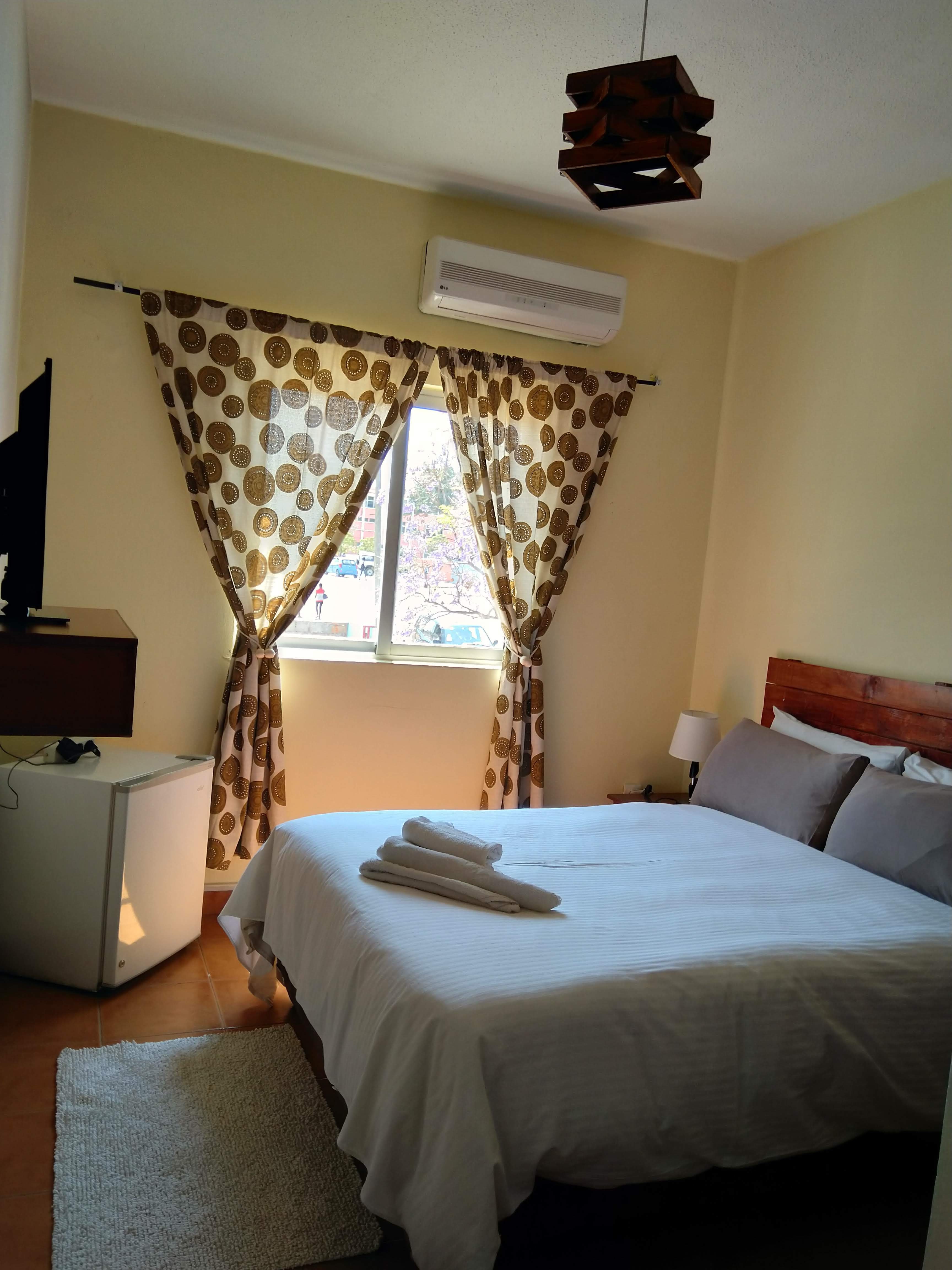 Residencial Dumas Guesthouse-portrait