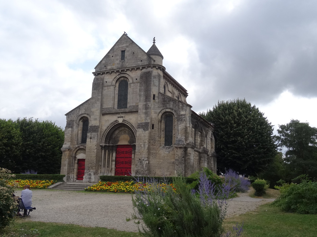 Eglise Saint-Pierre景点图片