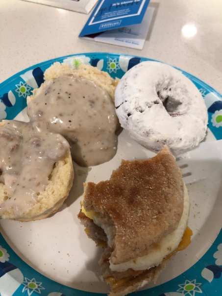 托莱多莫米希尔顿惠庭酒店-餐饮