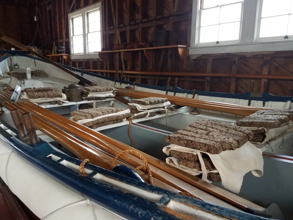 Sleeping Bear Point Maritime Museum景点图片
