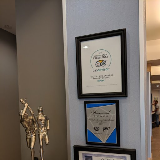 Holiday Inn Express & Suites Dieppe Airport By IHG主图