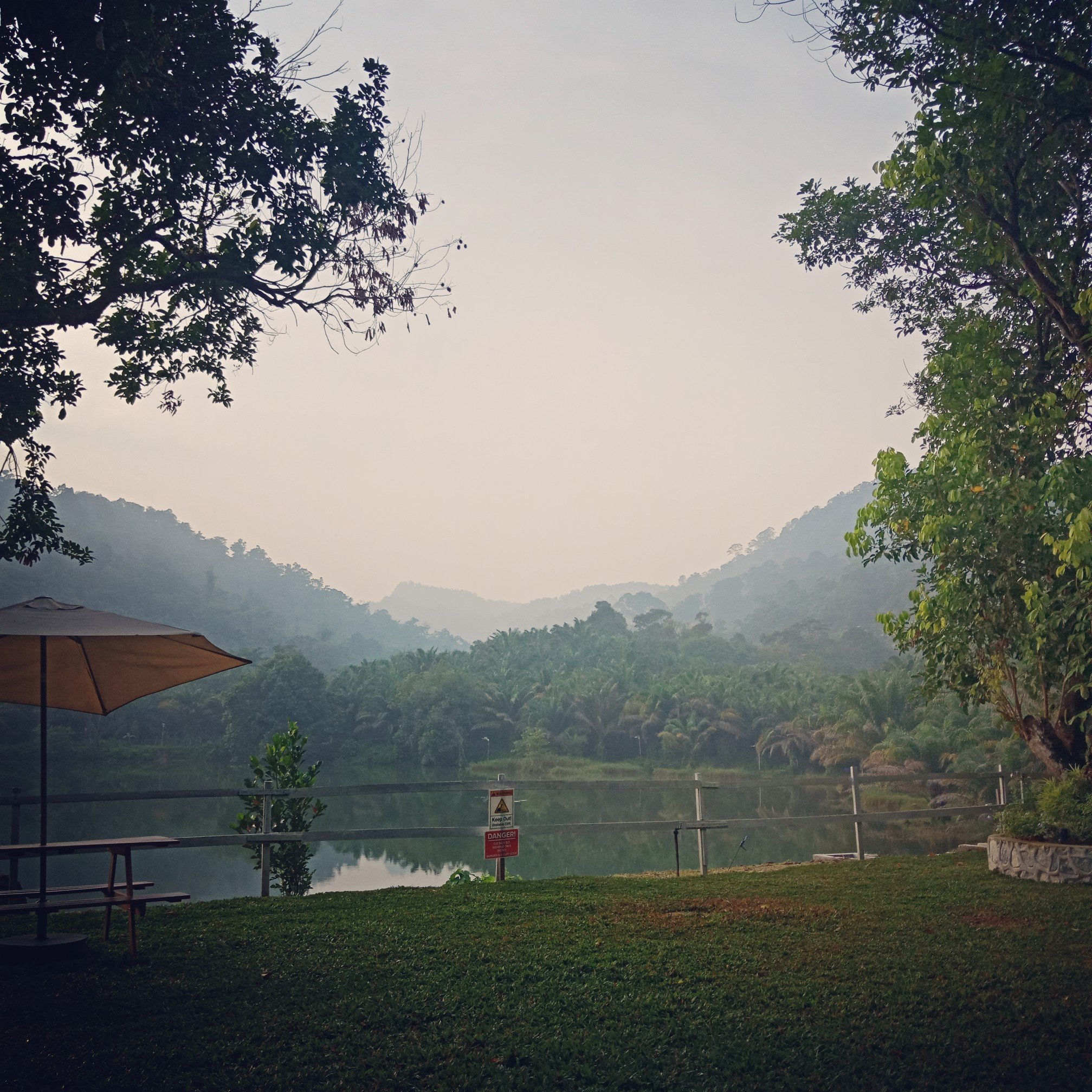 Tasik Kebun Serendah-官方