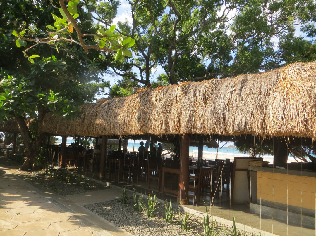 尼拉维利海滩酒店主图