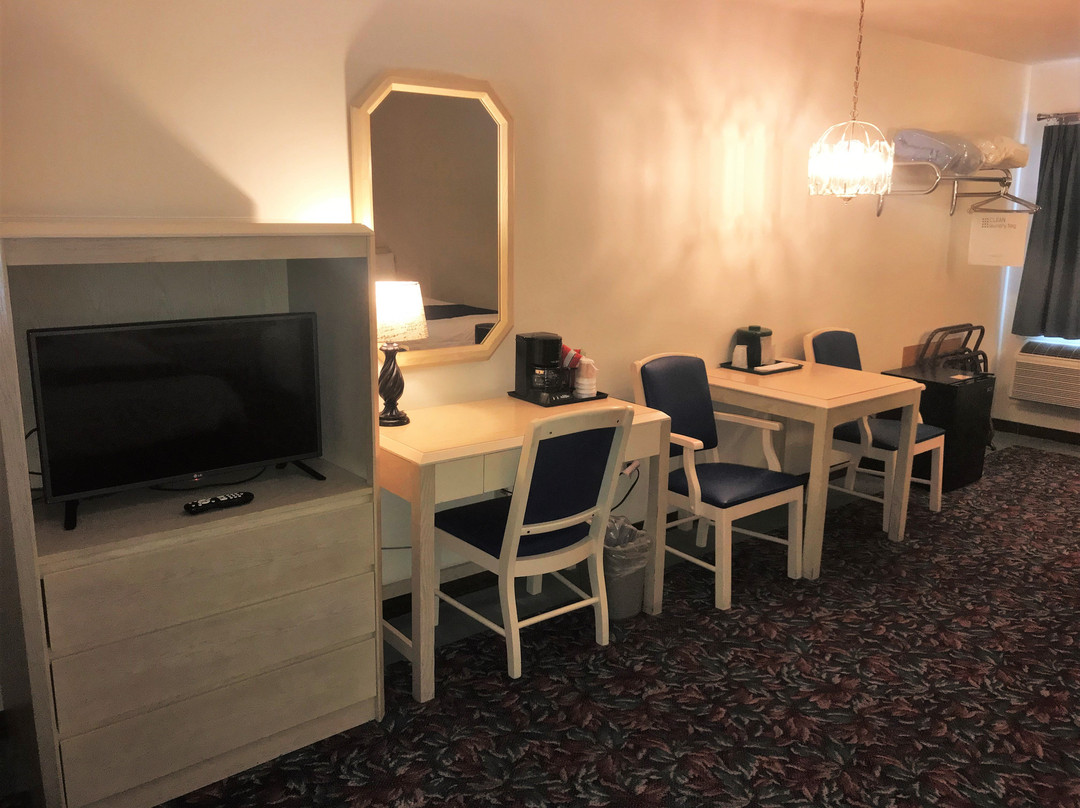 Cedar Motor Inn主图