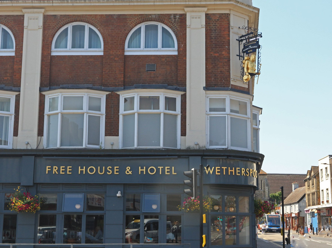 Pilgrims Progress JD Wetherspoon Hotel主图