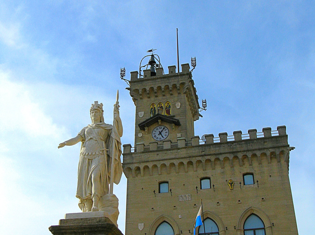 Piazza della Libertà-圣马力诺城必去景点