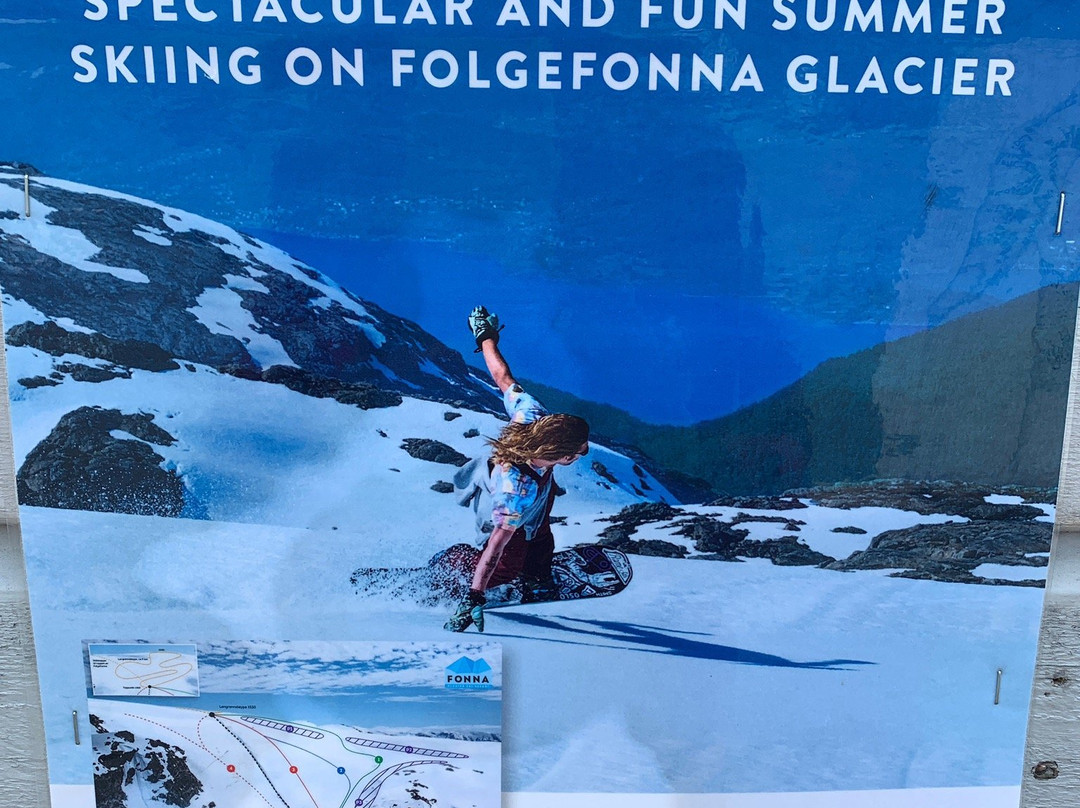 FONNA Glacier Ski Resort景点图片