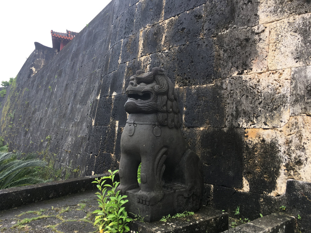 Zuisen Gate-那霸市必去景点