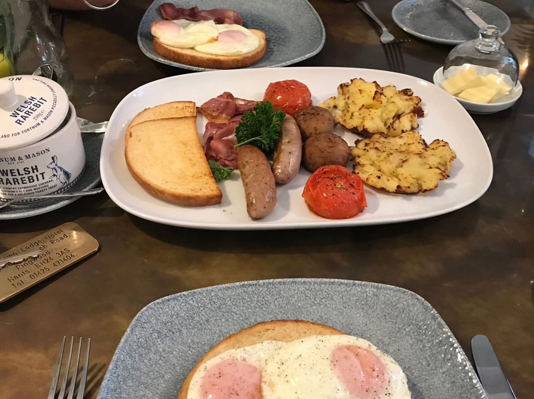 摩尔镇旅馆主图