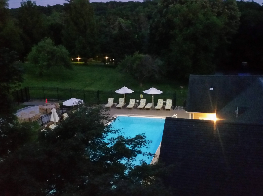 Tarrytown House Estate主图