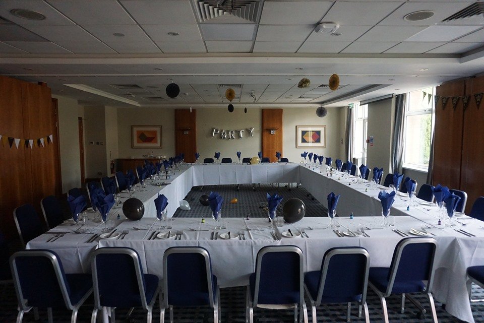 Holiday Inn Gloucester - Cheltenham By Ihg-商务中心/多功能厅