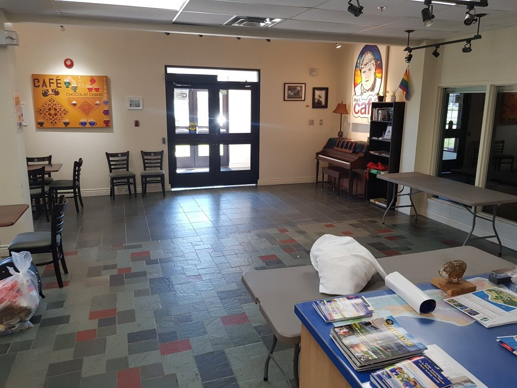 Rendez-Vous De La Baie Visitor Centre景点图片