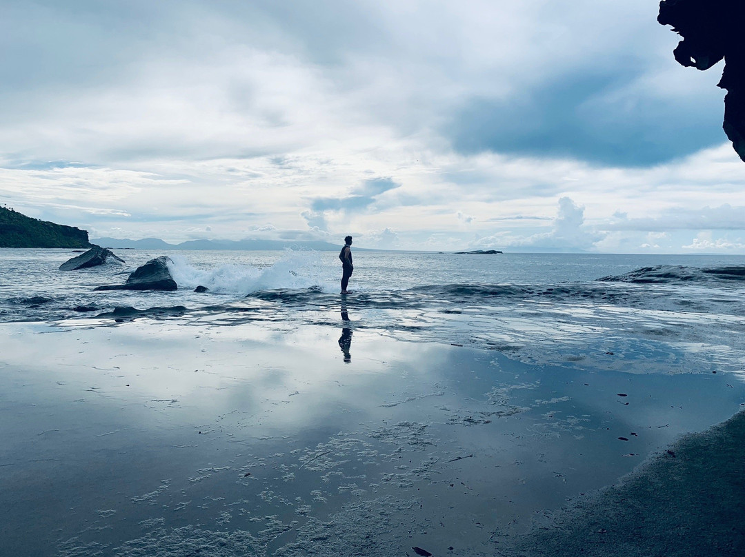 Biri Island Rock Formations-Biri必去景点
