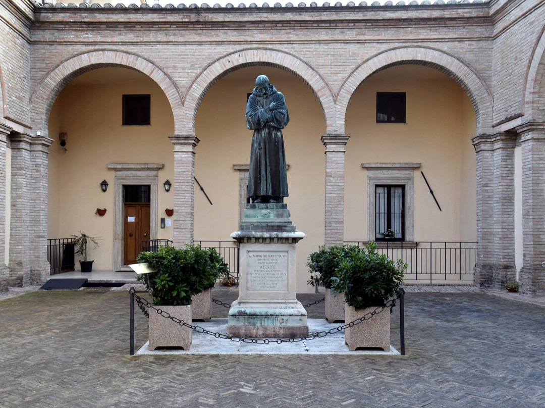 Piazza del Vescovado景点图片