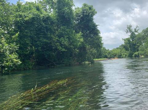 Lions Club Tube Rental-圣马科斯必去景点