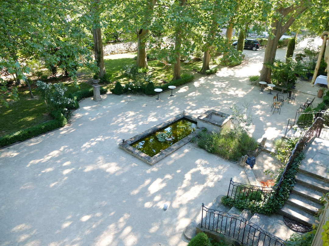 Château de Jouques主图