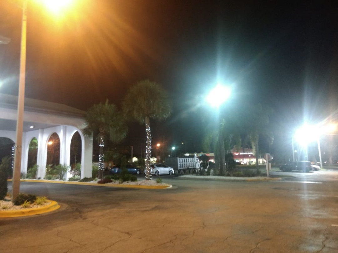 Home 1 Suites Extended Stay - Kissimmee主图