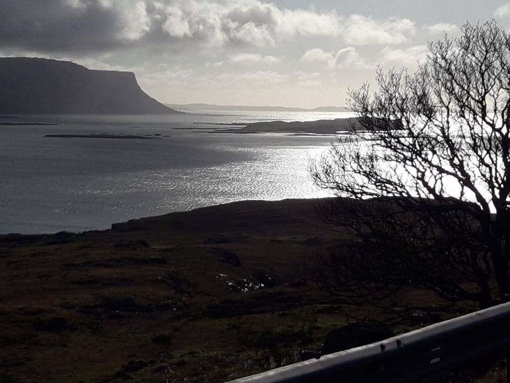 Loch na Keal景点图片