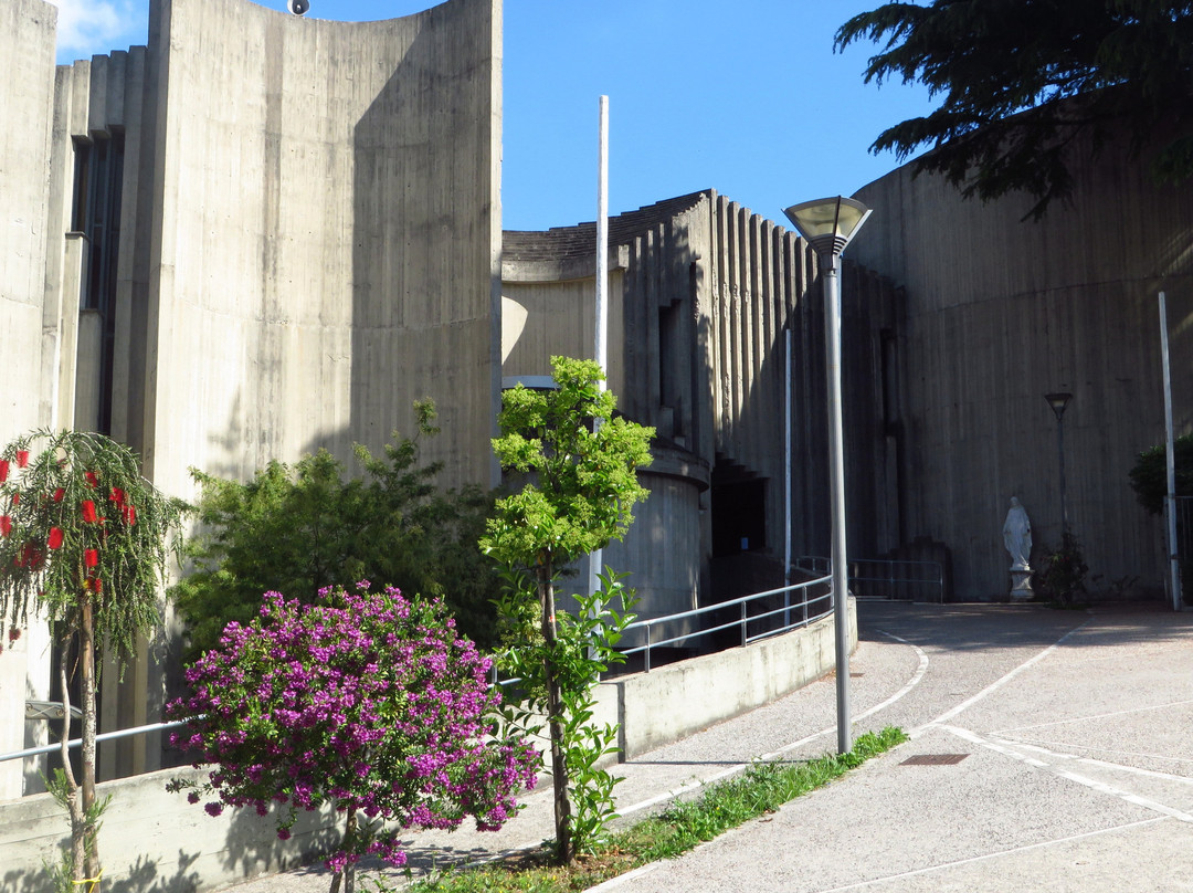 Chiesa della Sacra Famiglia景点图片