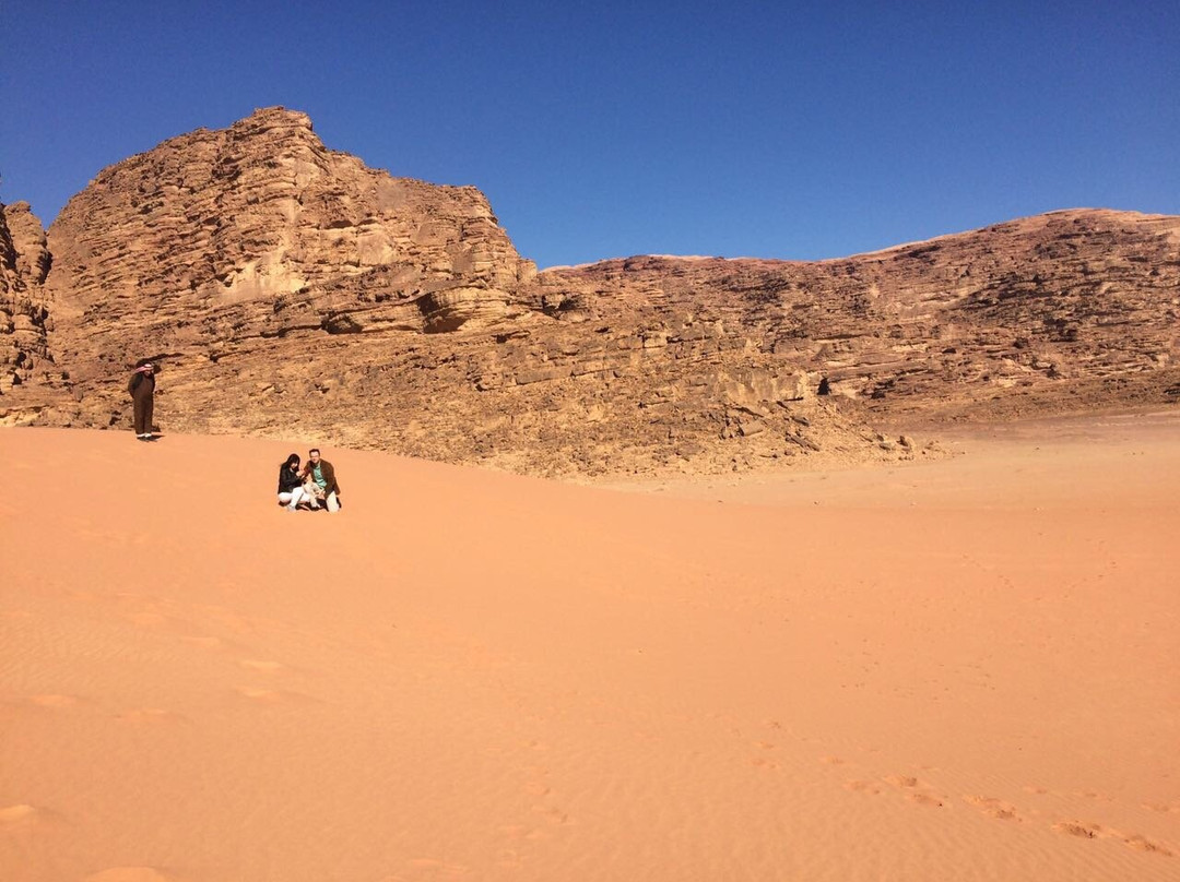 瓦迪拉姆Zelt帐篷营地主图