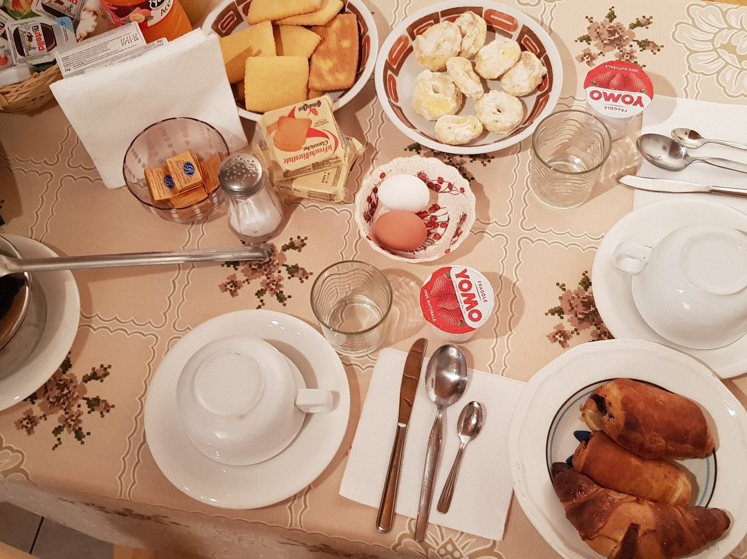 La Calla R & B主图