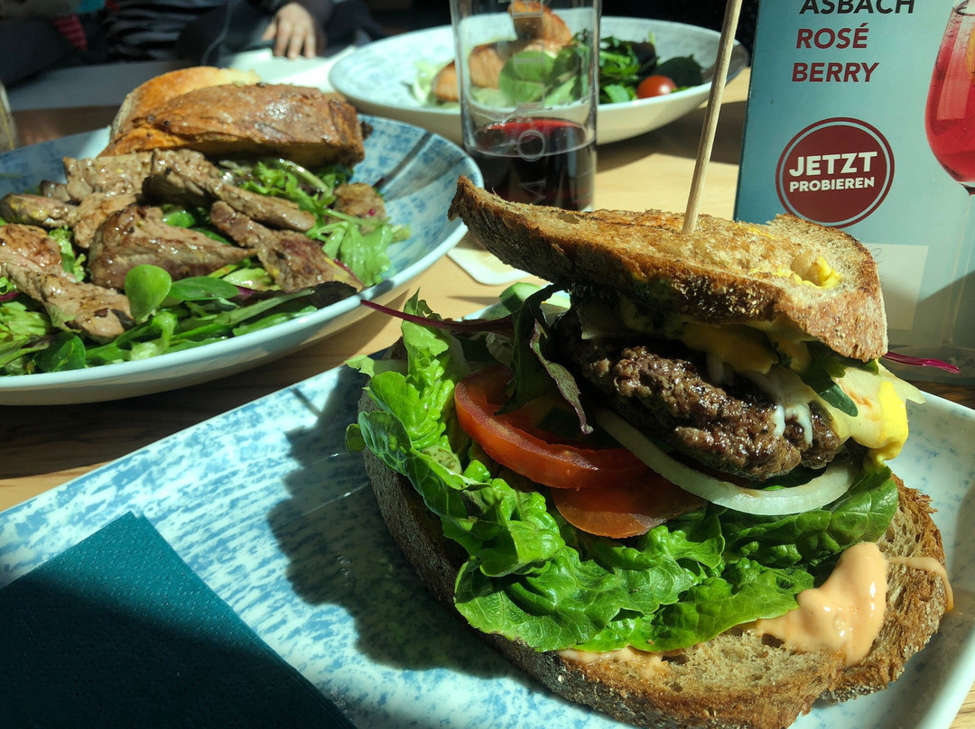 Mohnesee餐馆和美食-Pier 20