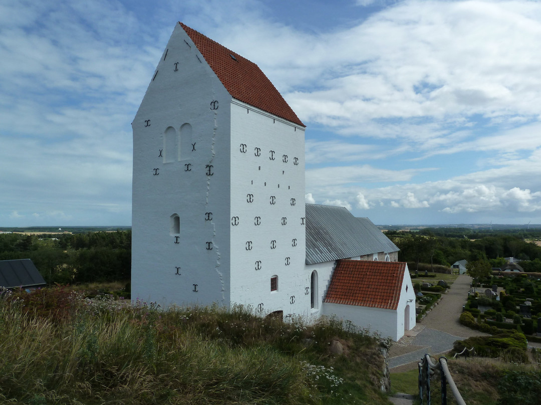 Vennebjerg Church景点图片