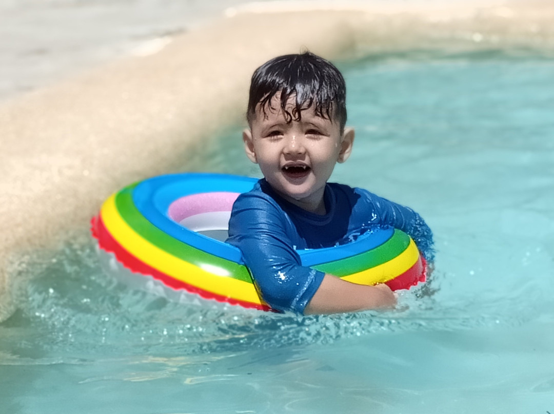 Melrose Beach Resort主图