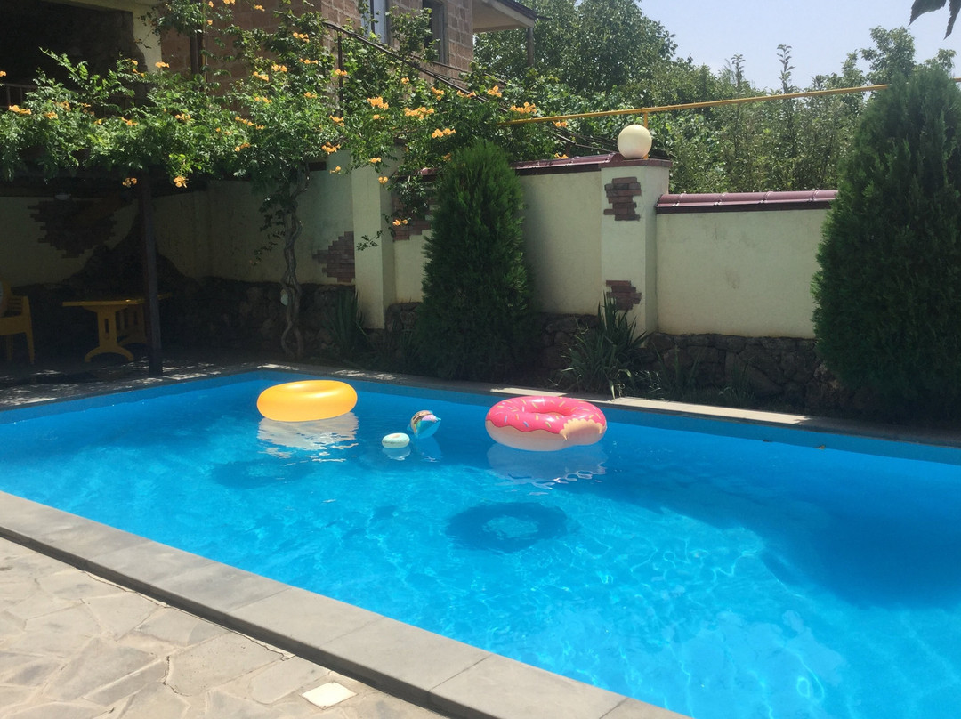 Ashtarak酒店住宿-Yellow Guest House