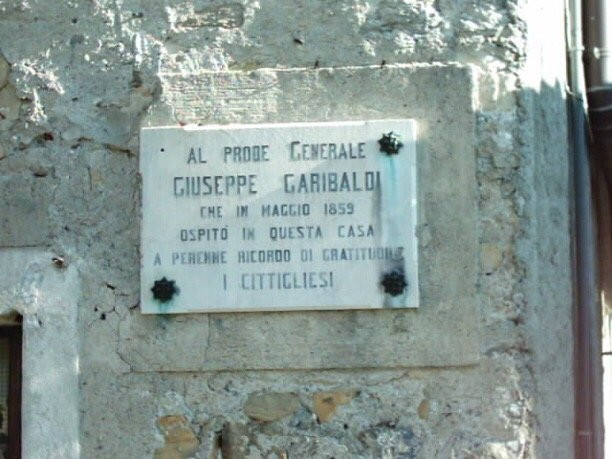 targa a Garibaldi