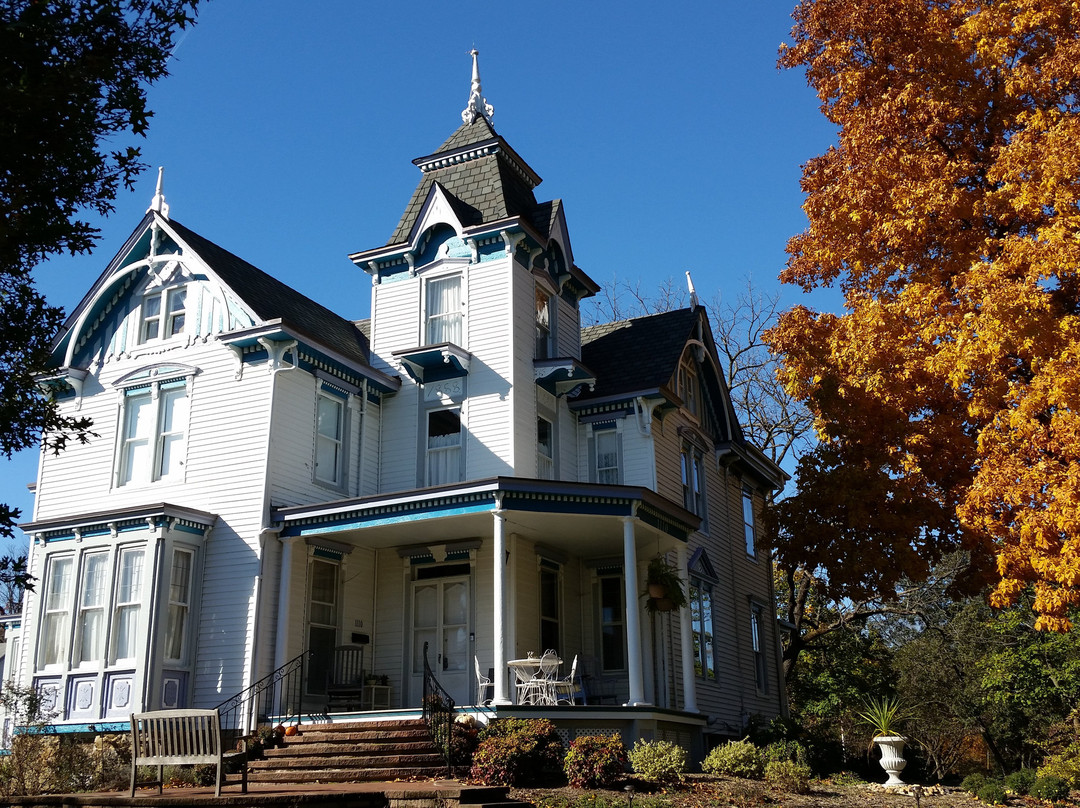 Laurel Manor House Bed and Breakfast主图