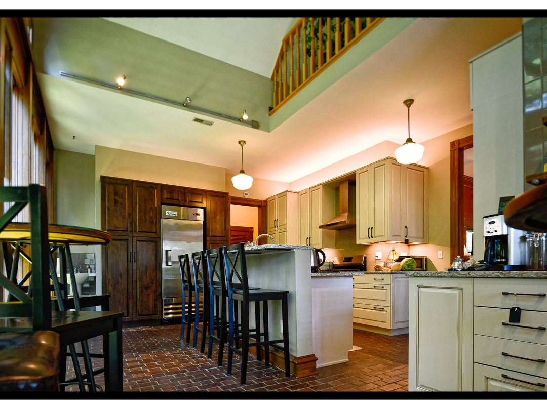 Lecompton酒店住宿-Halcyon House