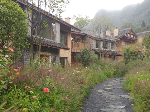 张家界梓山漫居（国家森林公园中门店）主图