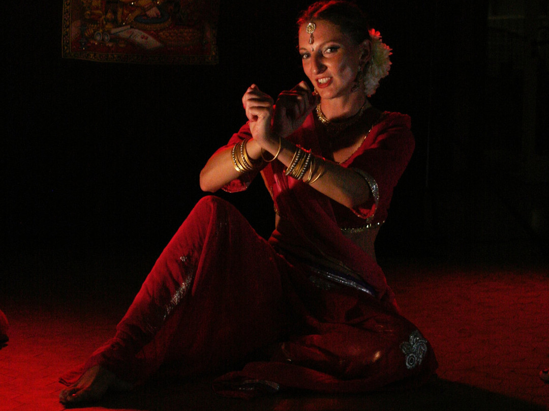 Alice Kieffer Yoga & Dance Bollywood景点图片